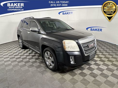 Used 2011 GMC Terrain SLT w/ Cargo Package image 2
