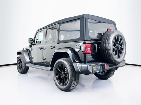 Used 2023 Jeep Wrangler Unlimited Sahara w/ Cold Weather Group AWD/4WD image 5