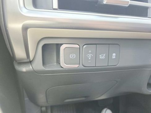 Used 2025 Hyundai Santa Fe SE FWD image 29