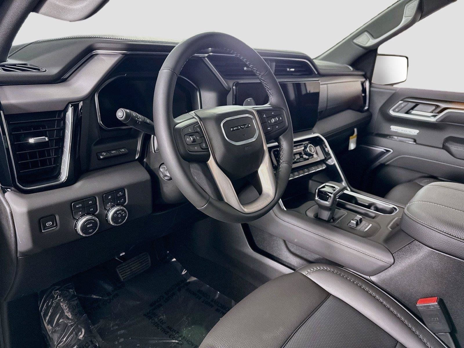 Used 2026 GMC Sierra 1500 Denali w/ Technology Package AWD/4WD image 3