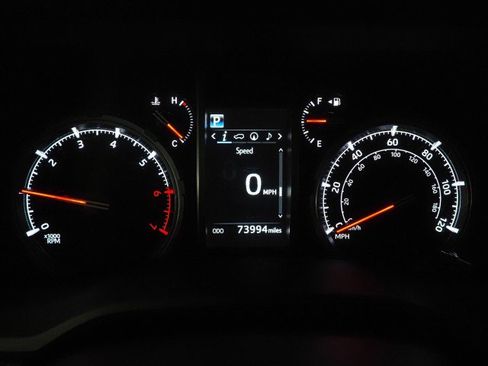 Used 2021 Toyota 4Runner TRD Off-Road Premium w/ Moonroof Package AWD/4WD image 15