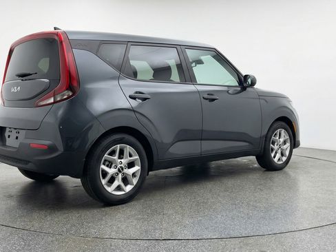 Used 2025 Kia Soul LX w/ LX Technology Package image 9