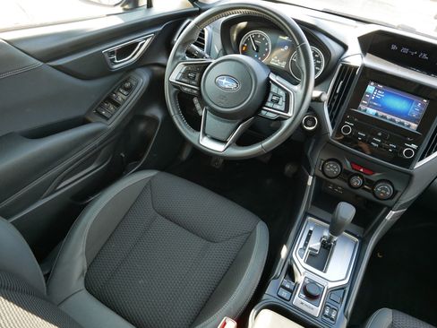 Used 2022 Subaru Forester Premium image 9