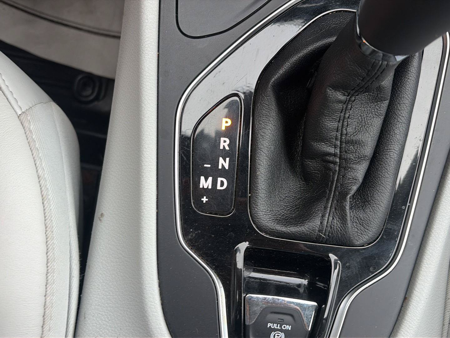 Used 2019 Jeep Cherokee Limited AWD/4WD image 26