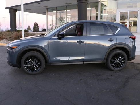 New 2025 MAZDA CX-5 Carbon Edition image 2