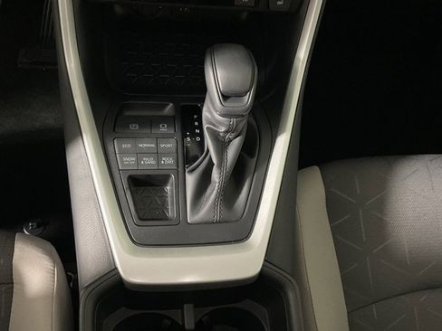 New 2025 Toyota RAV4 XLE image 29