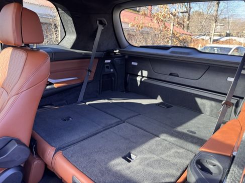 Used 2023 BMW X7 xDrive40i image 15