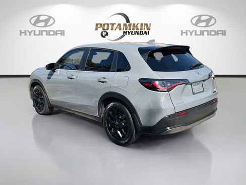 Used 2024 Honda HR-V Sport image 7