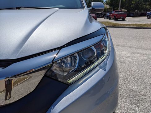 Used 2022 Honda HR-V LX image 10