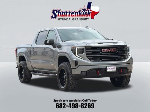 Used 2023 GMC Sierra 1500 AT4 w/ Technology Package AWD/4WD image 3