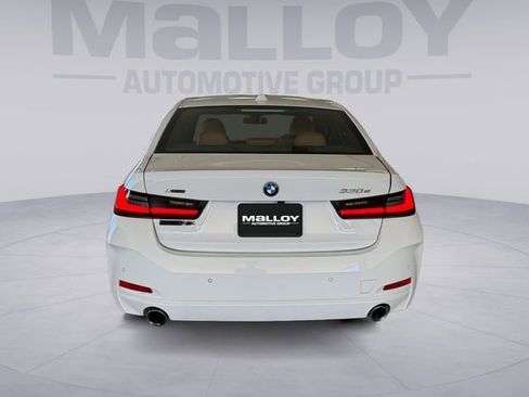 Used 2023 BMW 330e xDrive w/ Driving Assistance Package AWD/4WD image 4