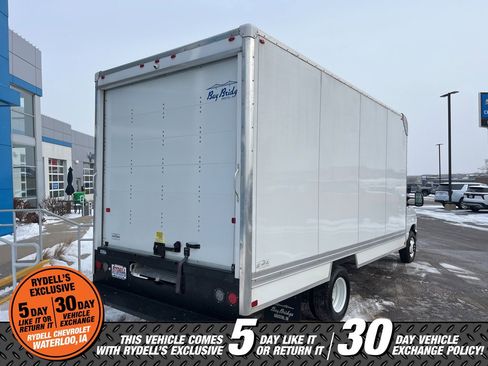 Used 2024 Ford E-350 and Econoline 350 Super Duty w/ Power Windows & Locks Group image 5