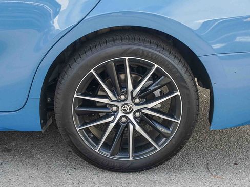 Used 2024 Toyota Camry SE FWD image 7