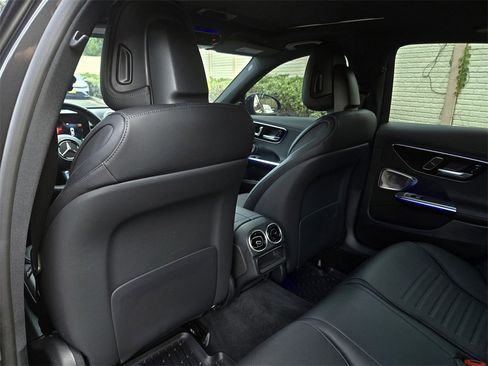 Used 2023 Mercedes-Benz C 300 Sedan image 18