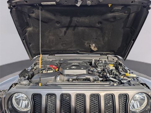 Used 2021 Jeep Wrangler Unlimited Sahara image 37
