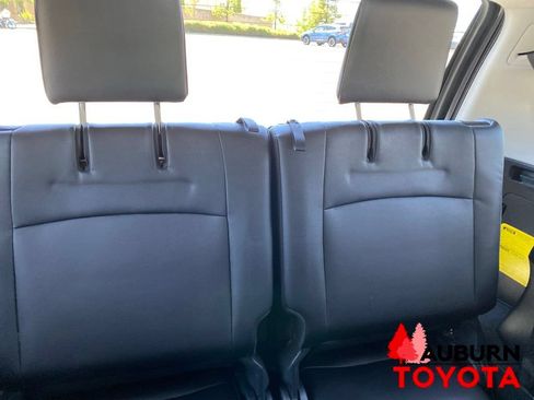 Used 2018 Toyota 4Runner SR5 Premium AWD/4WD image 17
