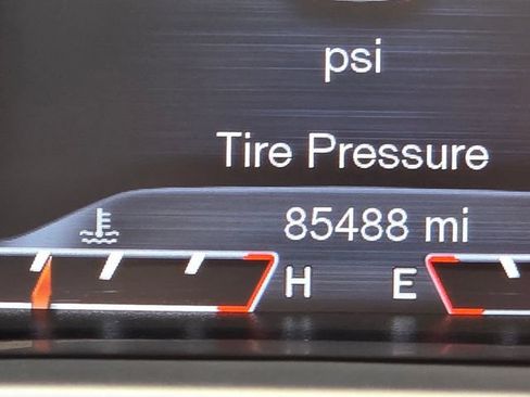 Used 2017 Jeep Cherokee Limited AWD/4WD image 31