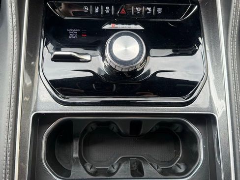 Used 2022 Jeep Wagoneer Series I w/ Convenience Group I image 12