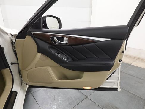 Used 2015 INFINITI Q50 Premium w/ Deluxe Technology Package AWD/4WD image 34