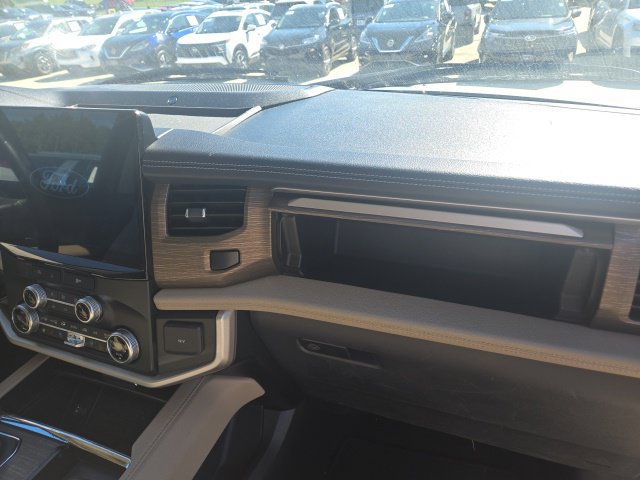 Used 2024 Ford Expedition Max Limited AWD/4WD image 37