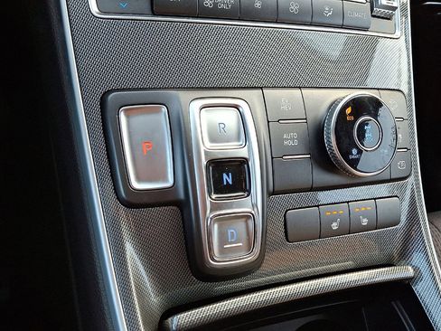 Used 2022 Hyundai Santa Fe SEL Convenience image 15