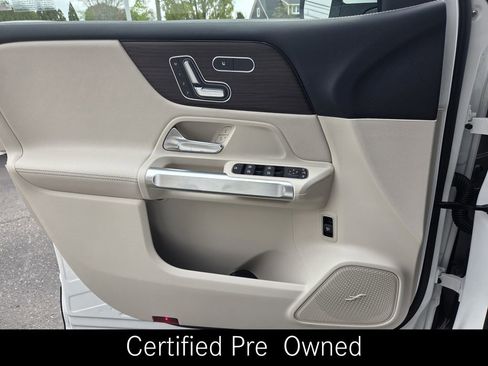 Certified 2026 Mercedes-Benz GLB 250 4MATIC image 29
