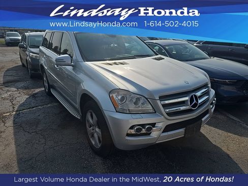 Used 2011 Mercedes-Benz GL 450 4MATIC image 3