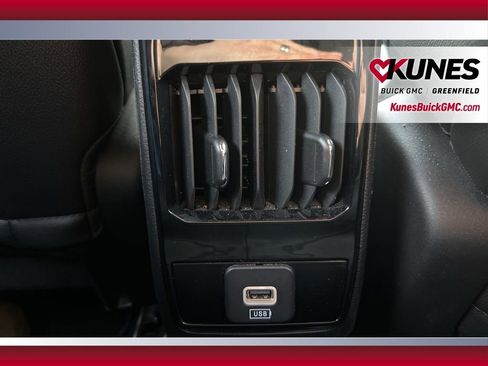 Used 2025 Jeep Compass Latitude AWD/4WD image 37