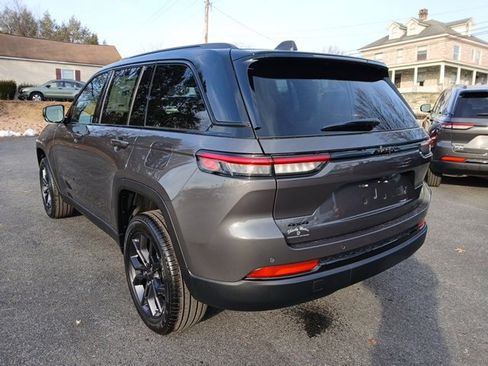 New 2025 Jeep Grand Cherokee Limited image 5