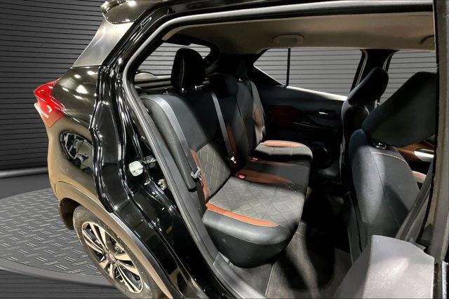 Used 2019 Nissan Kicks SR w/ Exterior Package FWD image 23