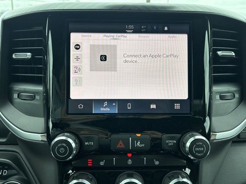 New 2026 RAM 1500 4x4 Crew Cab image 22