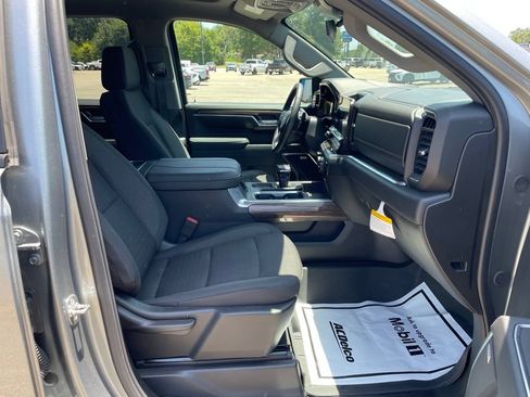 New 2026 Chevrolet Silverado 1500 RST w/ Redline Edition AWD/4WD image 39