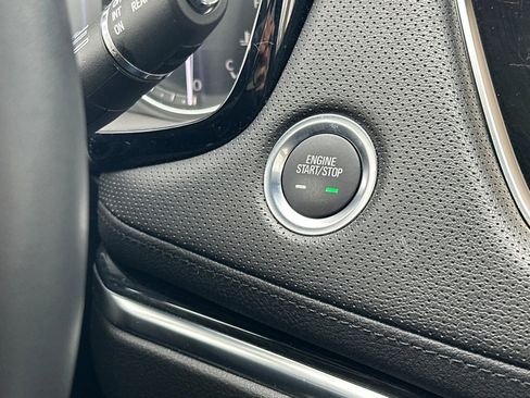 Certified 2025 Cadillac XT5 Premium Luxury image 23