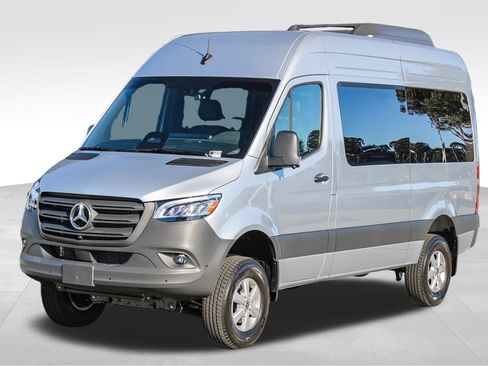 New 2026 Mercedes-Benz Sprinter 2500 image 3