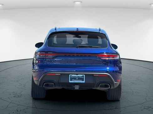 Used 2023 Porsche Macan AWD/4WD image 6
