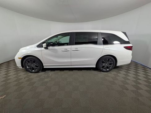 New 2026 Honda Odyssey Touring image 21