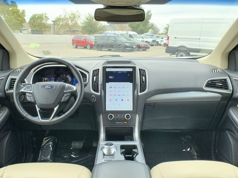 Used 2021 Ford Edge SEL w/ Convenience Package image 25