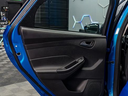 Used 2014 Ford Focus SE FWD image 16