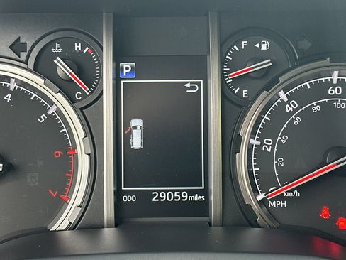 Certified 2024 Toyota 4Runner Limited image 22