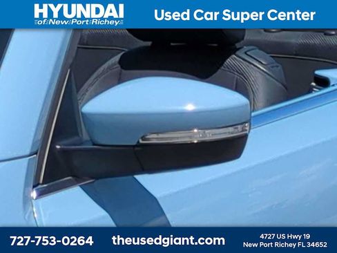 Used 2013 Volkswagen Beetle 2.5 FWD image 11