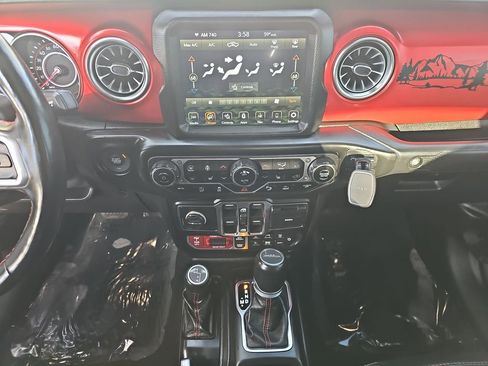 Used 2021 Jeep Gladiator Rubicon image 19