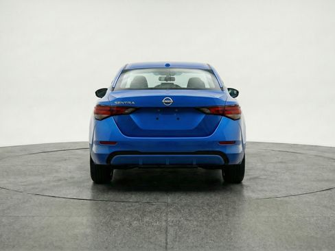 Used 2025 Nissan Sentra SV FWD image 7