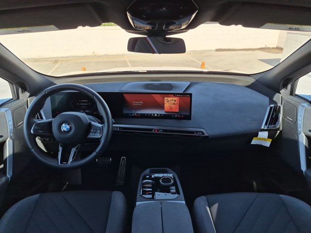 Used 2026 BMW iX xDrive60 w/ M Sport Package AWD/4WD image 19