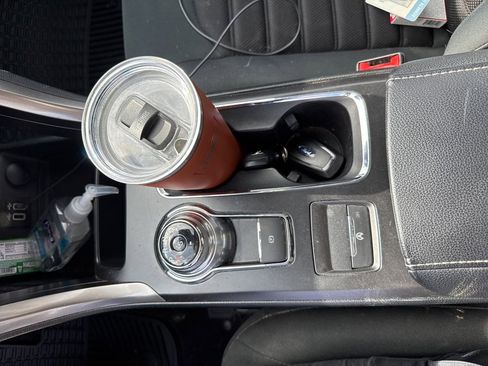 Used 2019 Ford Fusion SE image 14