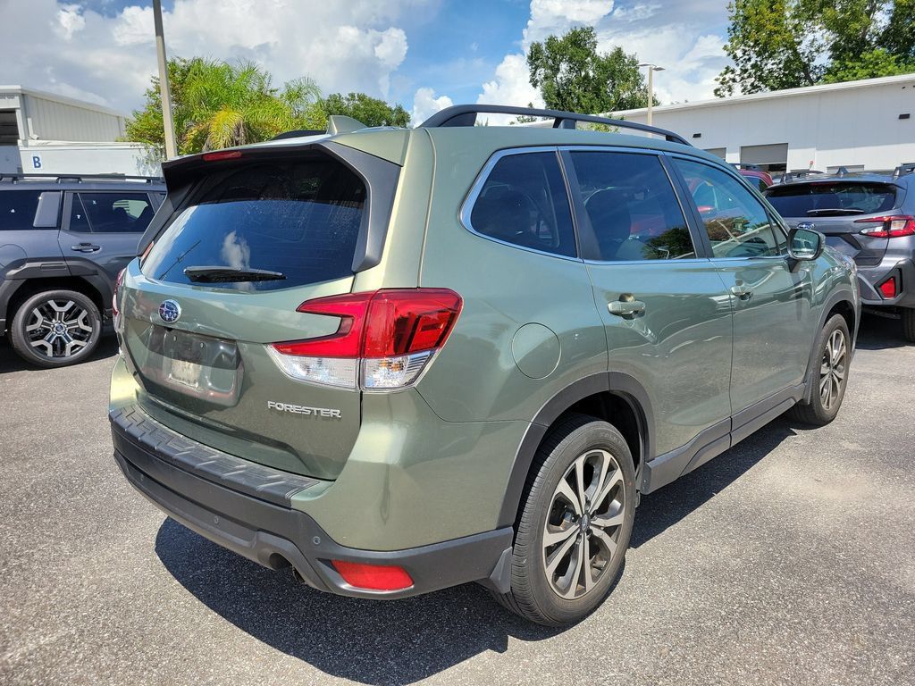 Used 2019 Subaru Forester Limited AWD/4WD image 3