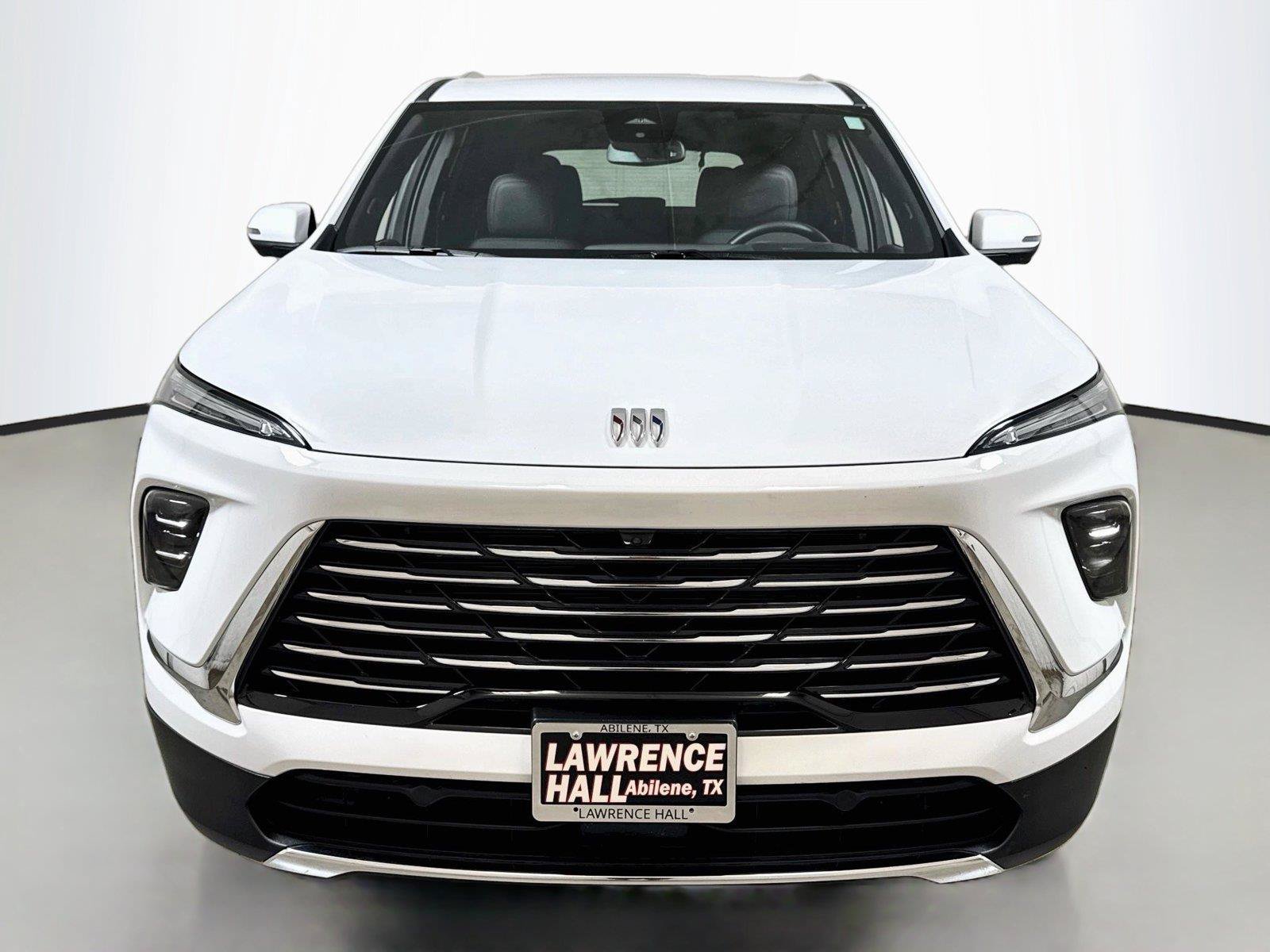 Certified 2026 Buick Enclave Preferred FWD image 2