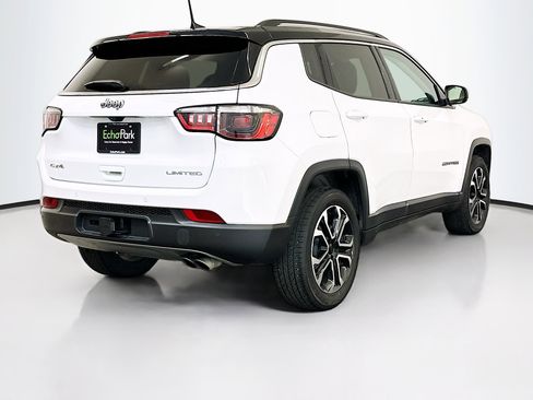 Used 2022 Jeep Compass Limited image 9