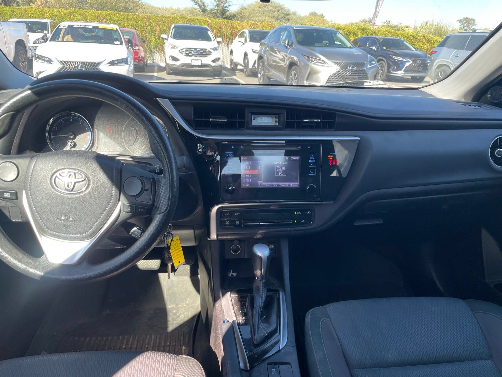 Used 2019 Toyota Corolla LE FWD image 12