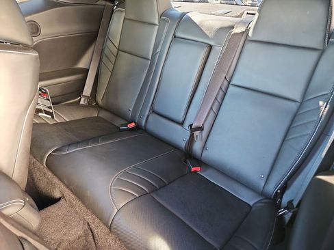 Used 2015 Dodge Challenger SRT Hellcat RWD image 25