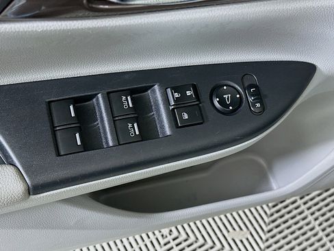 Used 2017 Honda Accord EX-L image 15